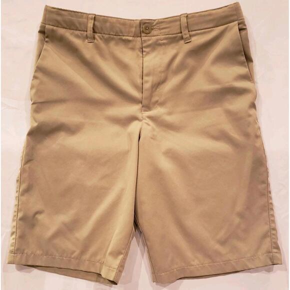 Under Armour Shorts Boys Size 18 Beige Flat Front Chino Athletic Fit Casual - Picture 1 of 9